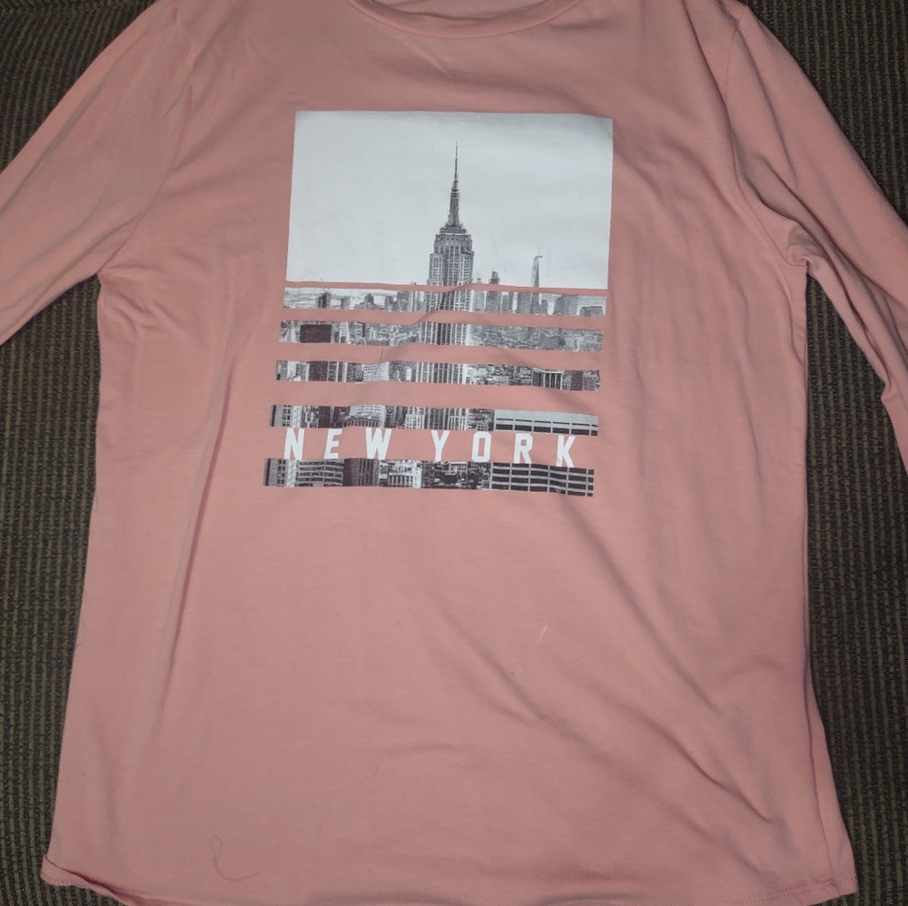 NEW YORK long sleeve t-shirt! (W XL)